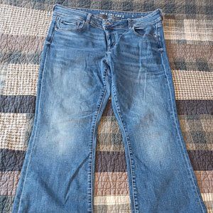 American Eagle Super Stretch Low Rise Kick Boot Jeans Size 16